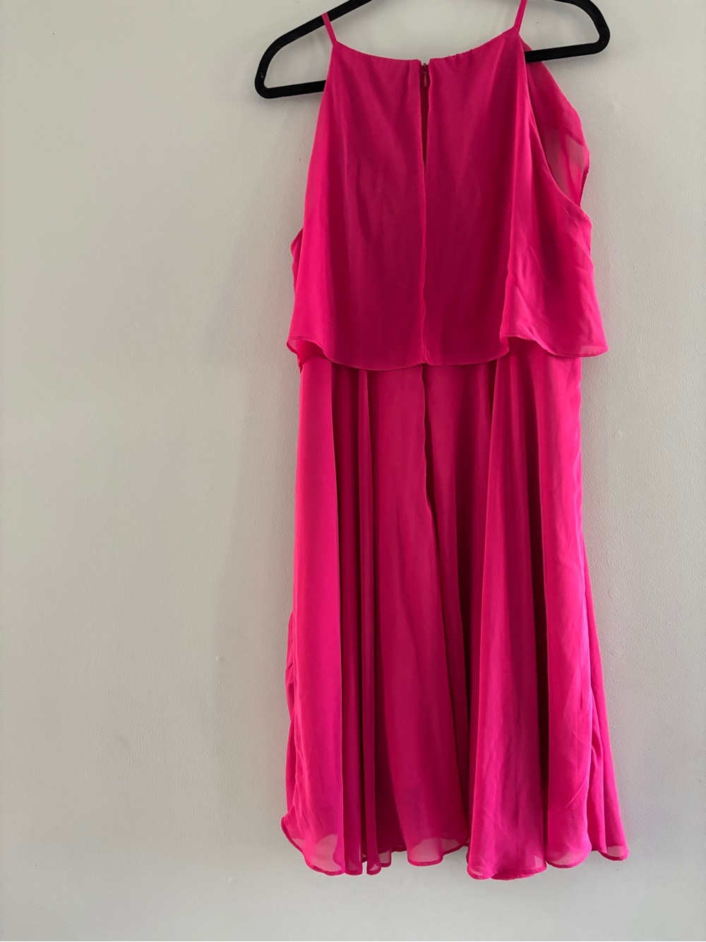 Fuchsia Ruffled Cold-Shoulder Midi Dress - Picture 2 of 9
